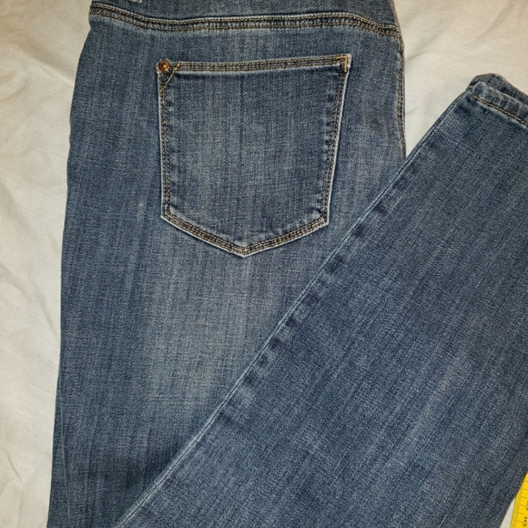 Chico's Denim - Cbicos sz. 1.5 (10) womans girlfriend ankle slim l